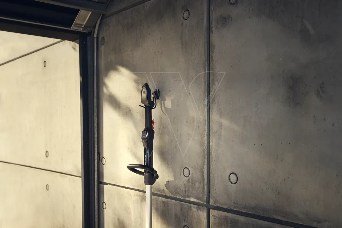 Husqvarna T28-p4a Aspire Trimmer Set B45 2 Husqvarna T28-p4a Aspire Trimmer Set B45 - Afbeelding 2